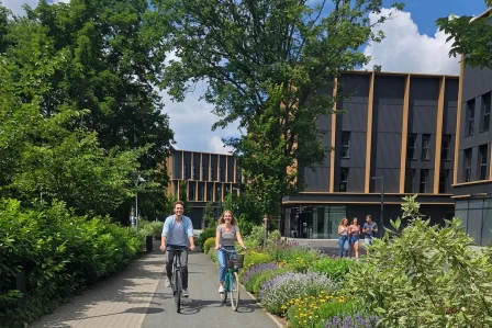 Strefa spacerowa i zieleni w Moovy Home - apartamenty serwisowane all-inclusive we Wrocławiu na Swojczycach